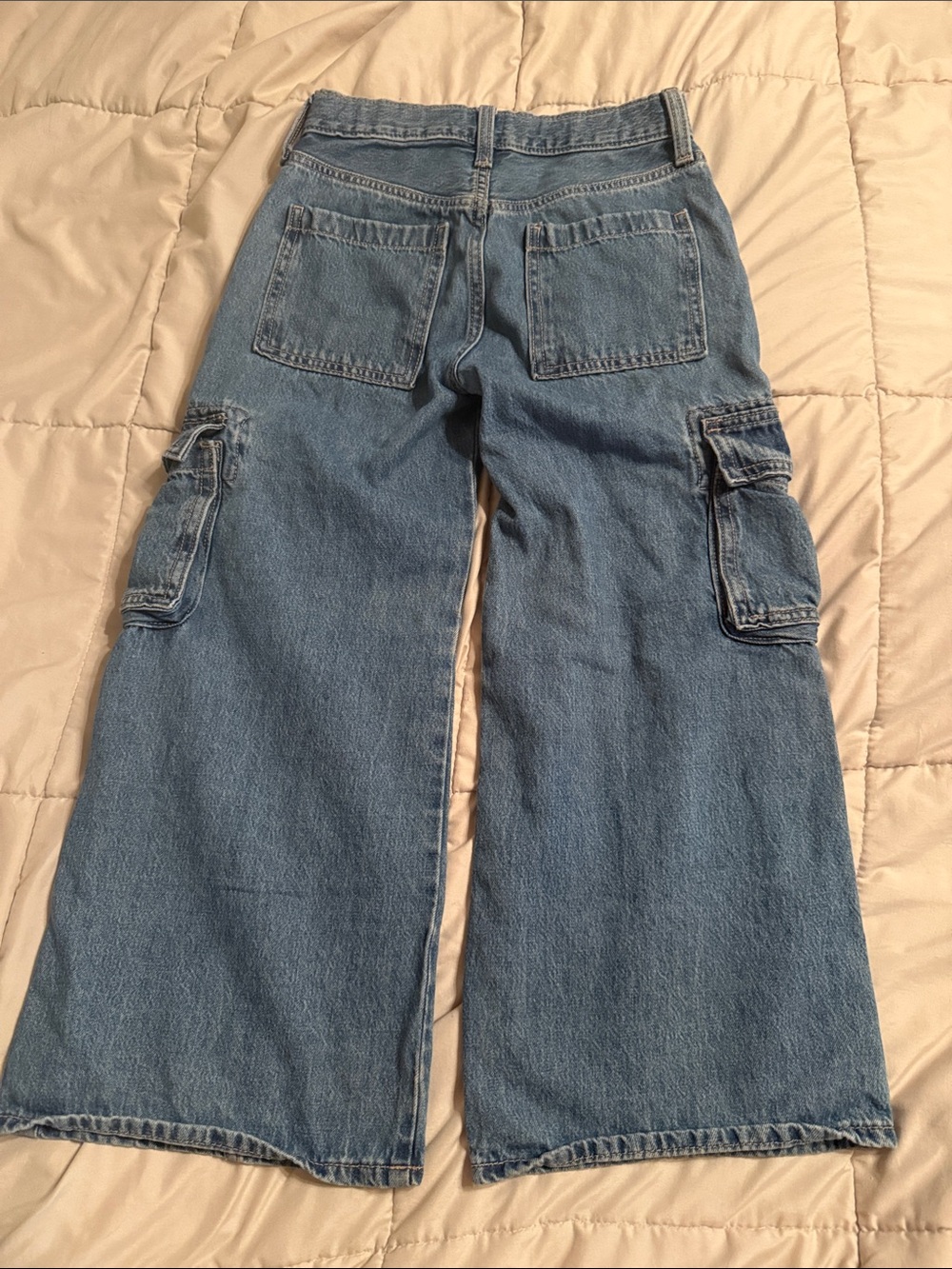 Old Navy Girls High Rise Baggy Cargo Jeans Medium Wash Size 10 - Picture 3 of 3